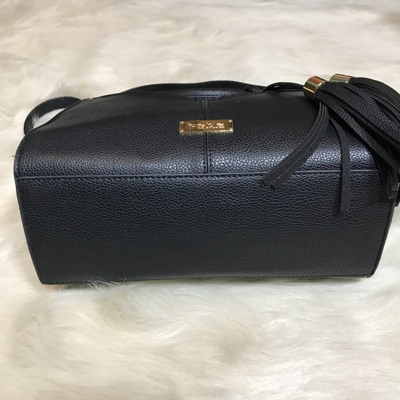 COPY - Bebe Gold Ring Handbag with Crossbody Strap NWT!♥️ - Picture 4 of 5